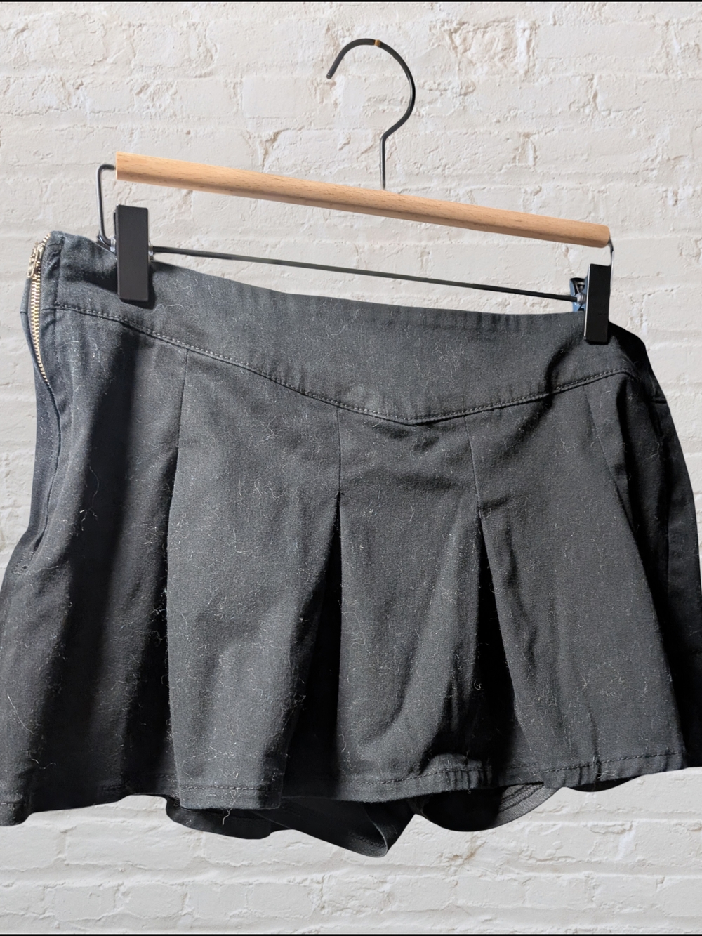 refuge Black Pleated Mini Skirt